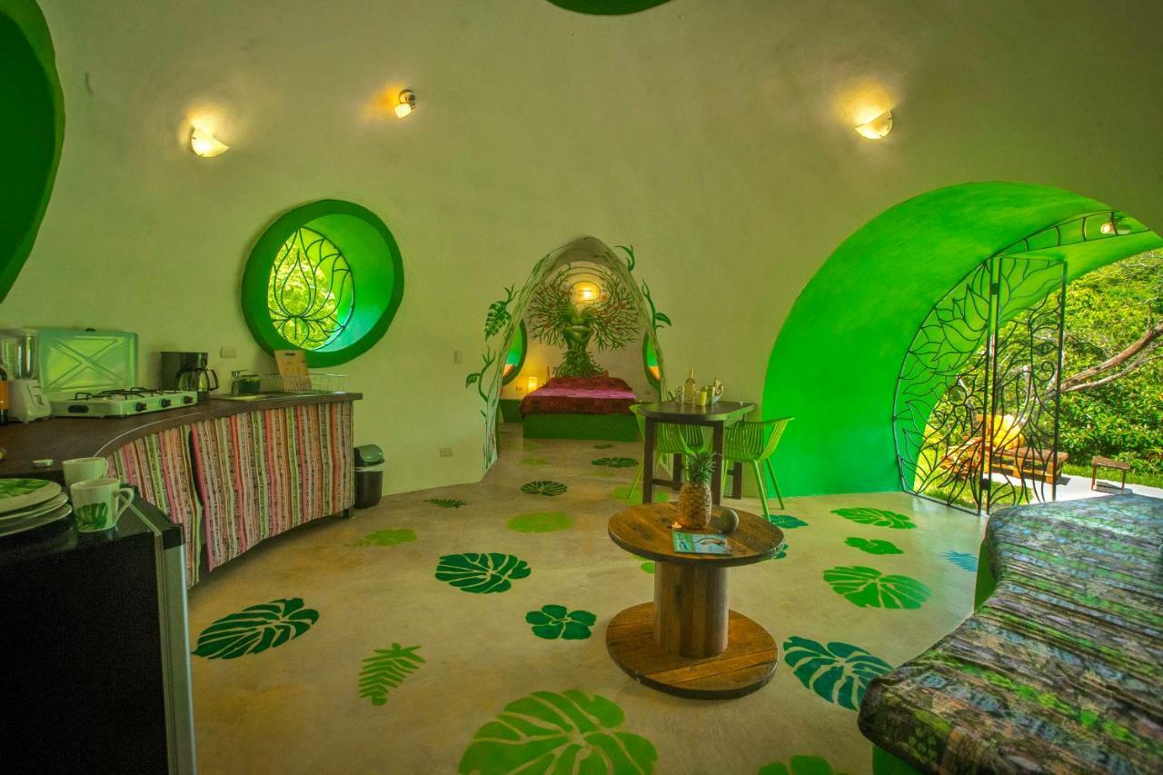 Green Moon Lodge Montezuma Ngoại thất bức ảnh