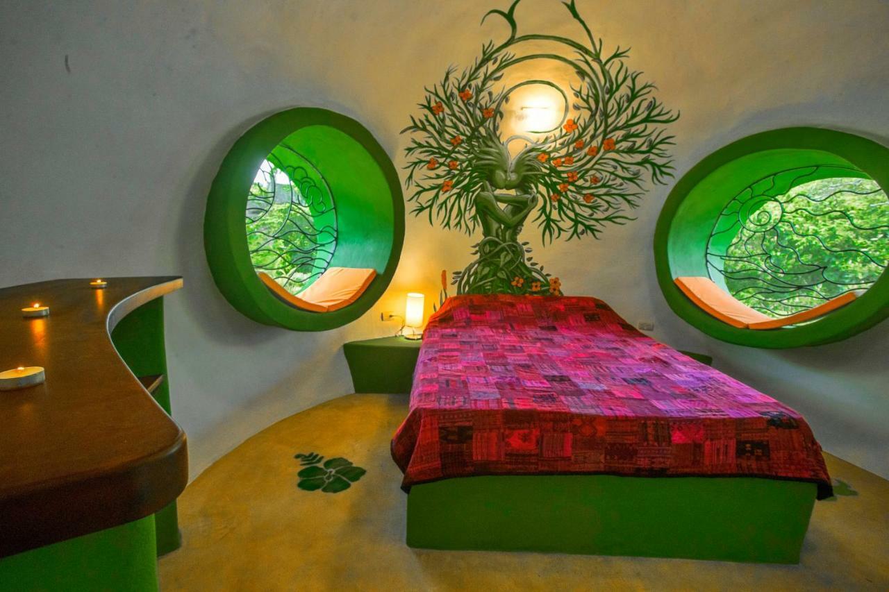 Green Moon Lodge Montezuma Ngoại thất bức ảnh